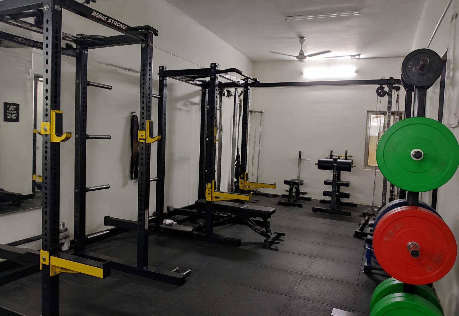 Weights on the floor at the Fytlyf 360 studio